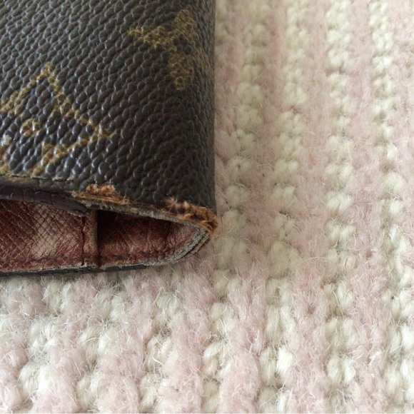 Authentic Louis Vuitton Monogram Wallet - Picture 10 of 10
